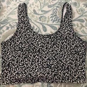 Black/white printed tank crop top